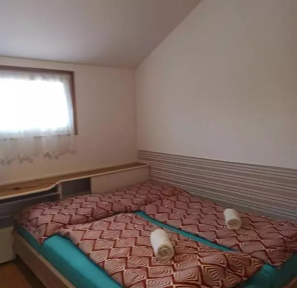 Majatalo Penzion Pasohlávky