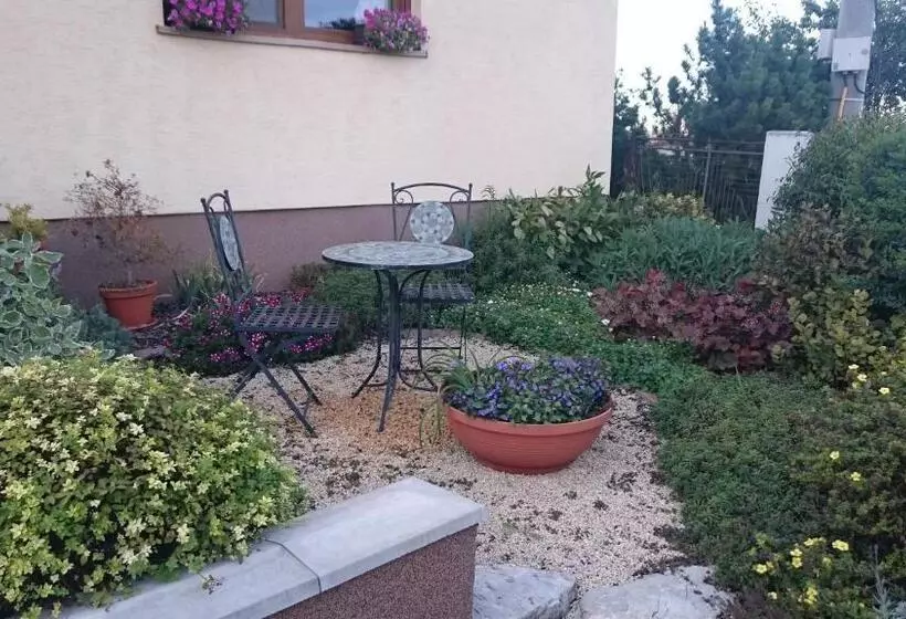 ペンション Rekreačný Dom Sisi