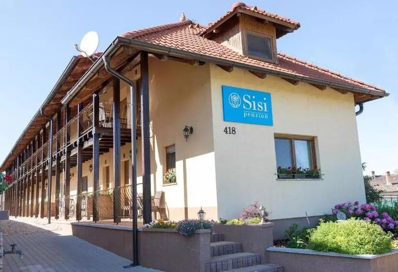 ペンション Rekreačný Dom Sisi