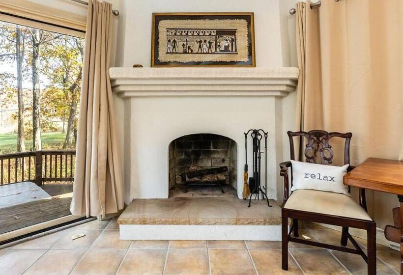 7th Hole Chalet At Wintergreen Resort Hot Tub, Sauna & 3 Fireplaces