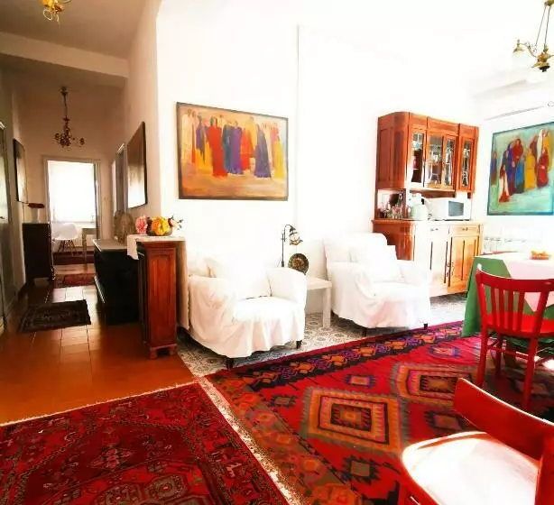 Aamiaismajoitus (B&B) Amariglio