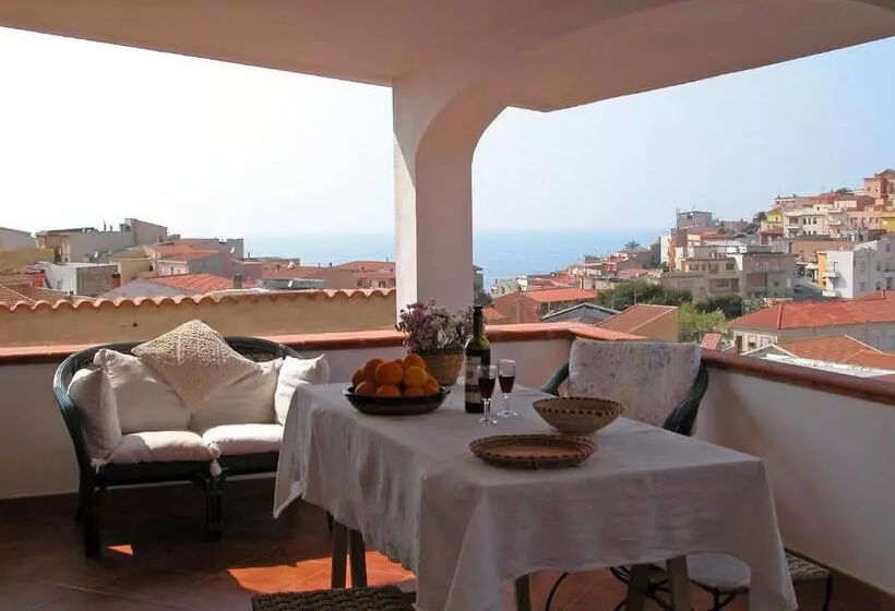 B&b L Umbra Di Lu Soli