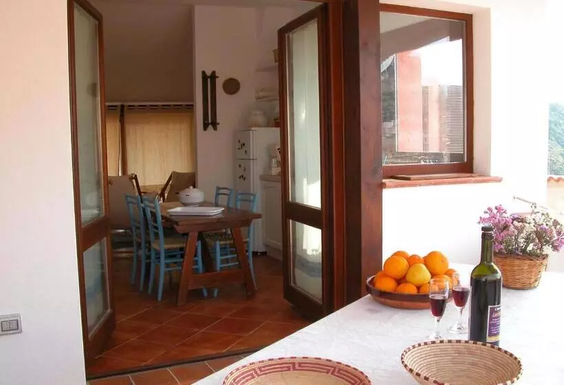 B&b L Umbra Di Lu Soli