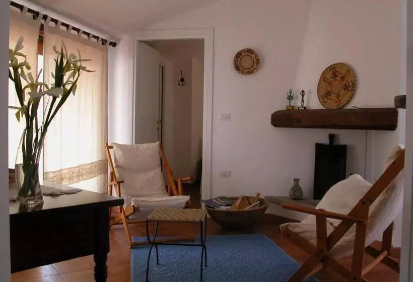 B&b L Umbra Di Lu Soli