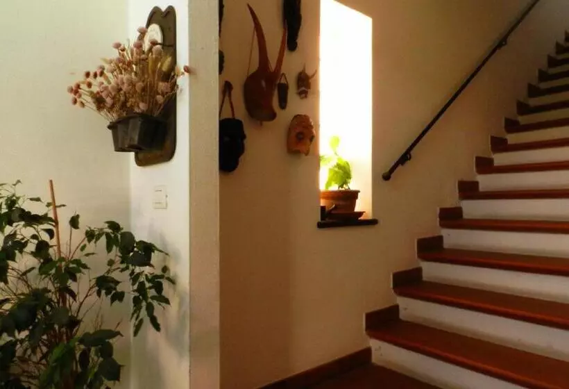 B&b L Umbra Di Lu Soli