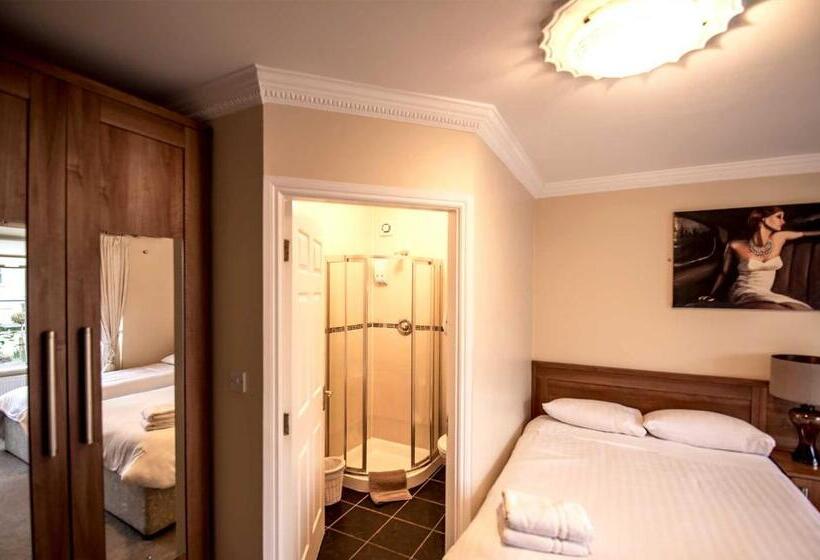 تختخواب و صبحانه Urban Nest Townhouse