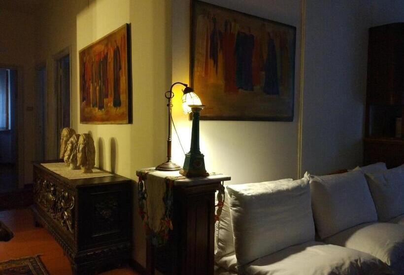 ベッドアンドブレックファースト Amariglio