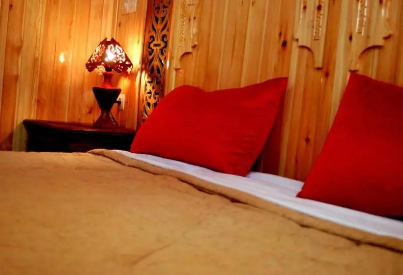 Aamiaismajoitus (B&B) Gite Tizi Mizik