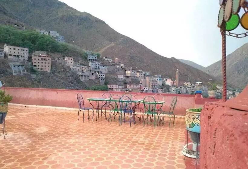 Aamiaismajoitus (B&B) Gite Tizi Mizik