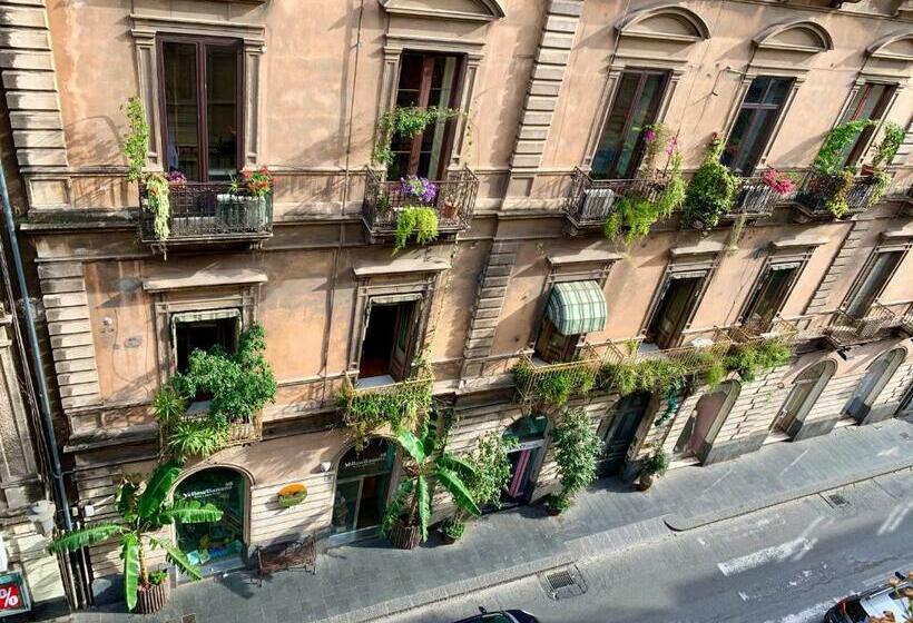 مبيت وإفطار Grand Tour Design Guest House Catania Self Check In