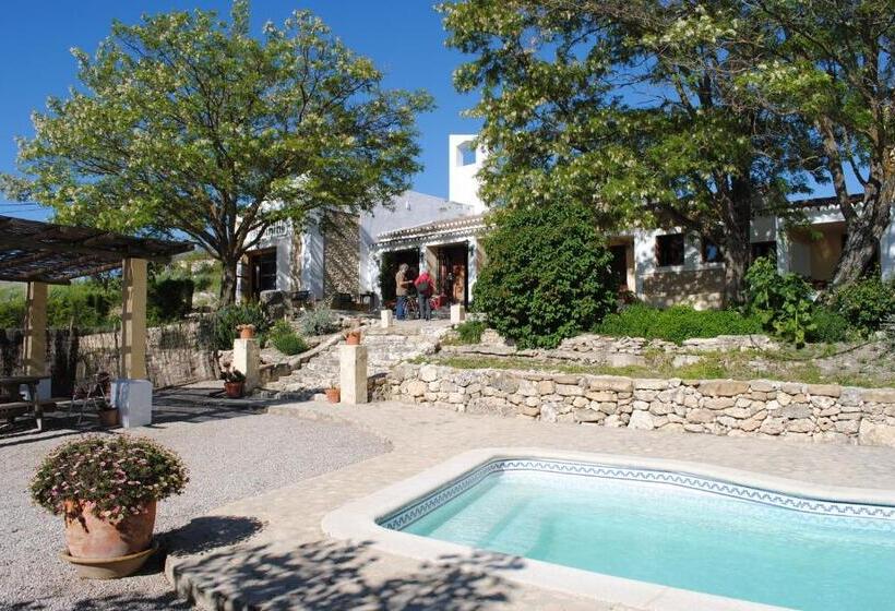 Bed and Breakfast La Escuela Del Campo