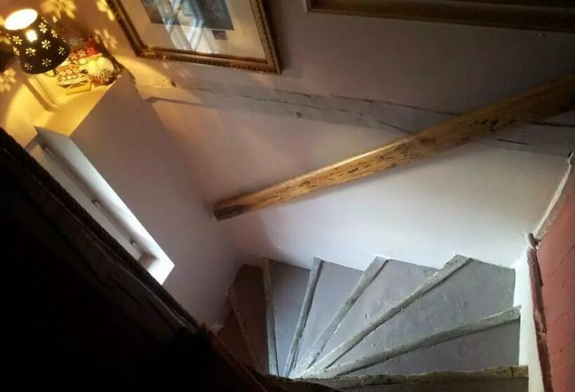 ベッドアンドブレックファースト La Maison De Honfleur