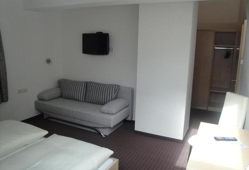 Bed and Breakfast Pension Dorfplatzl