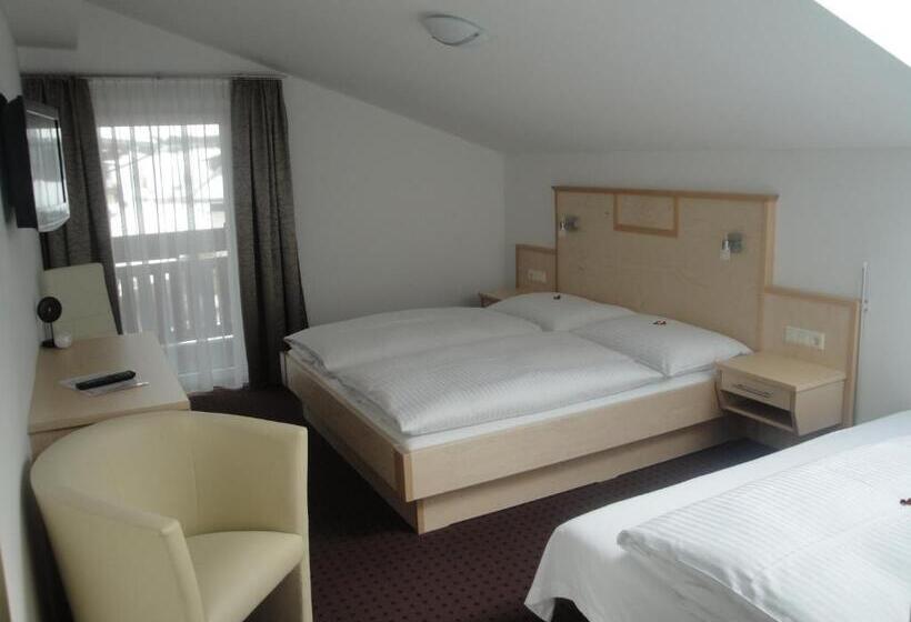 Bed and Breakfast Pension Dorfplatzl