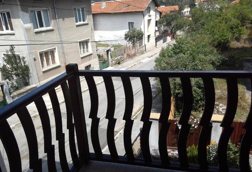 Family Hotel Miglena