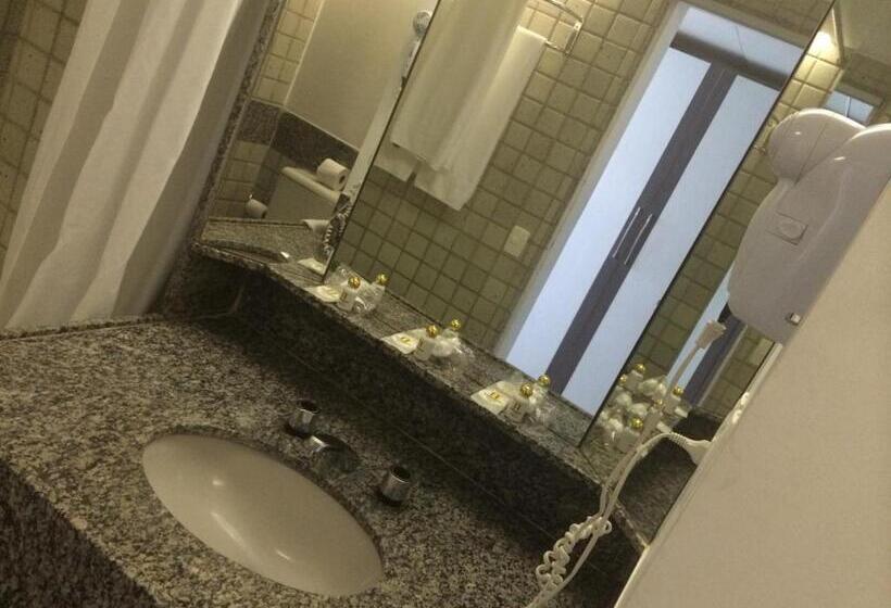 Hotel Mc Golden Flats