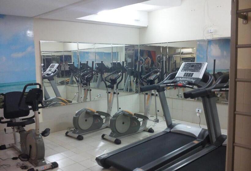 Hotel Mc Golden Flats