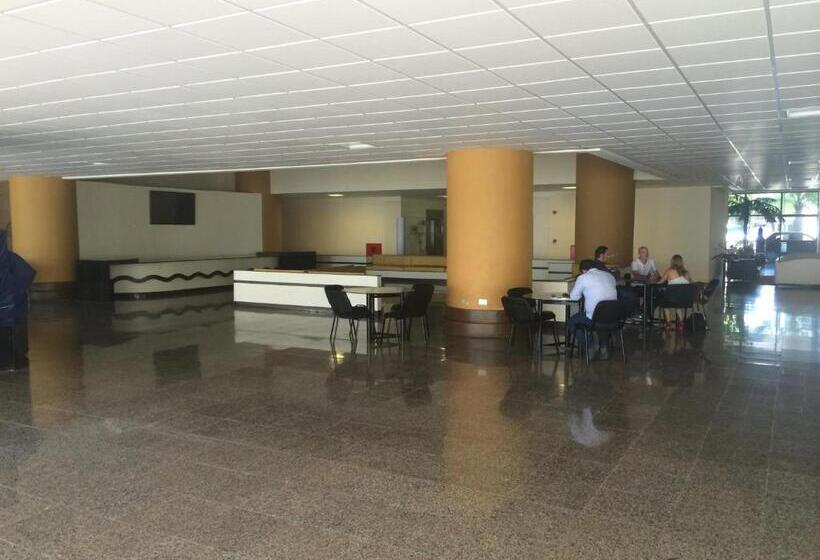 Hotel Mc Golden Flats