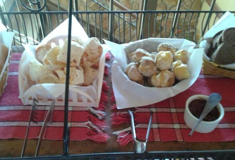 هتل Pouso Realeza