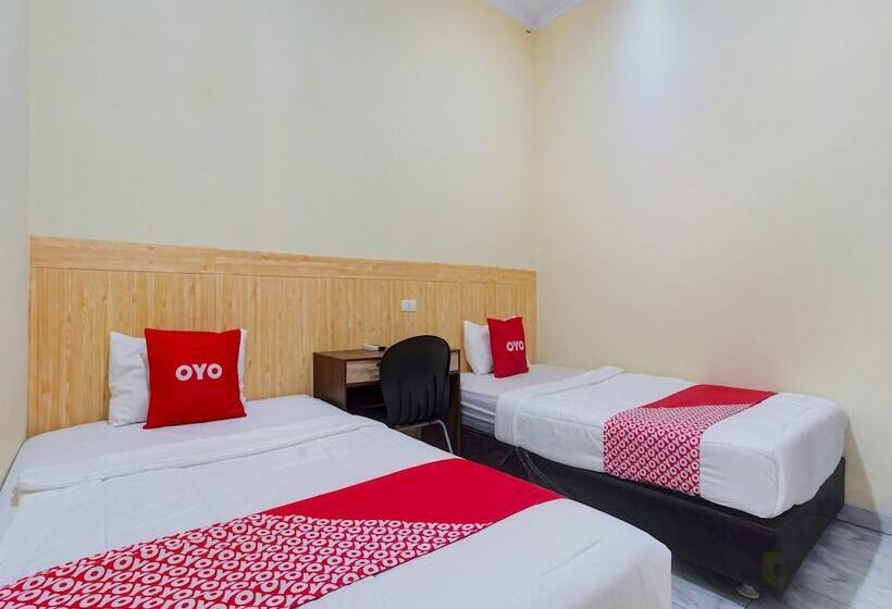 هتل Spot On 90659 Griya Tentrem Syariah