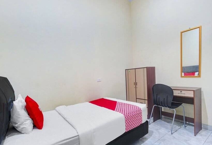 هتل Spot On 90659 Griya Tentrem Syariah