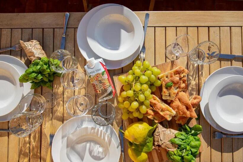 פנסיון Alla Marina Affittacamere