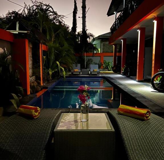 پانسیون Tropica Gili Total Body Fit