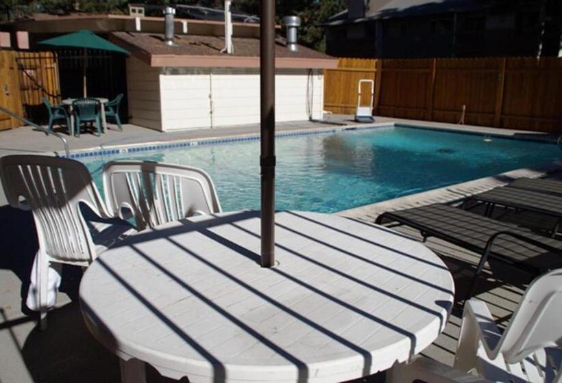 292 Pet Friendly Mammoth Condo Pool Spa