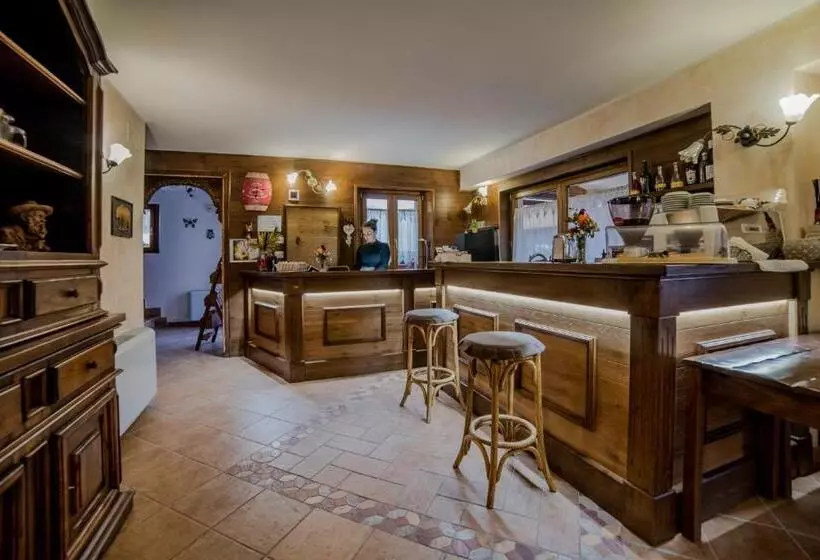 Aamiaismajoitus (B&B) Albergo Ad Astra