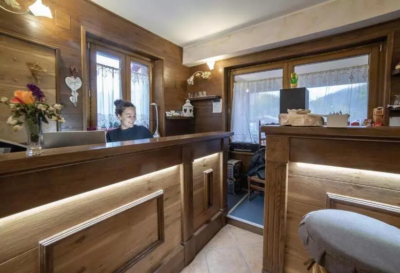 Aamiaismajoitus (B&B) Albergo Ad Astra