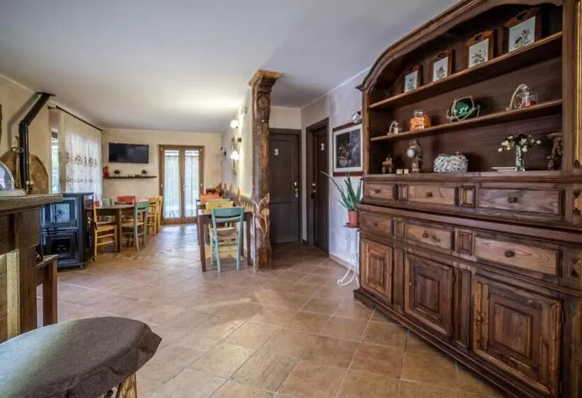 Aamiaismajoitus (B&B) Albergo Ad Astra