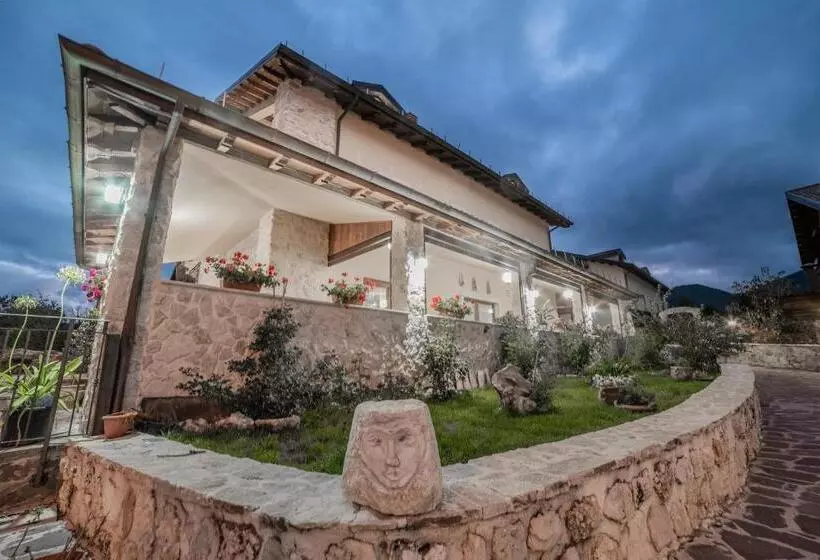 Aamiaismajoitus (B&B) Albergo Ad Astra