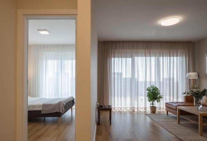 Bleri Apartment, Near Prishtina Center, Parking Available