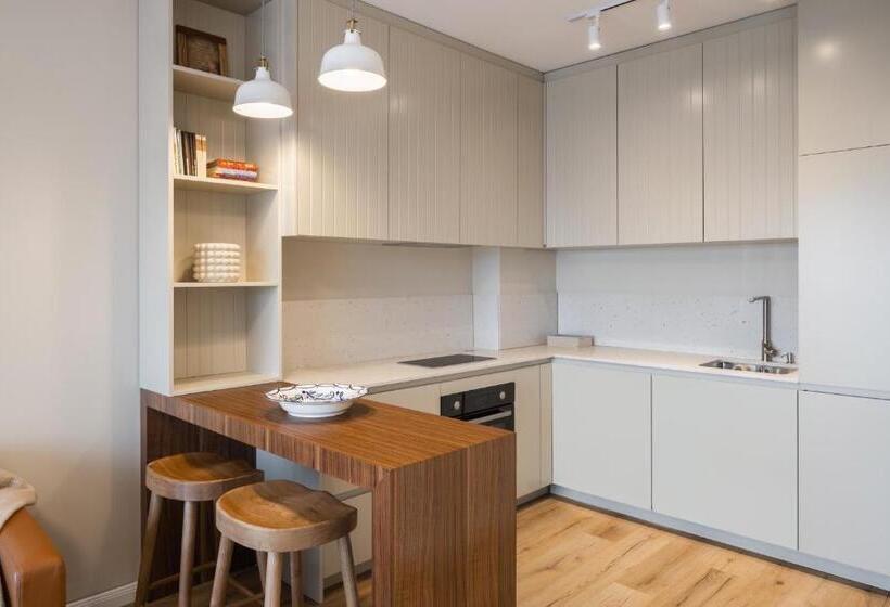 Bleri Apartment, Near Prishtina Center, Parking Available