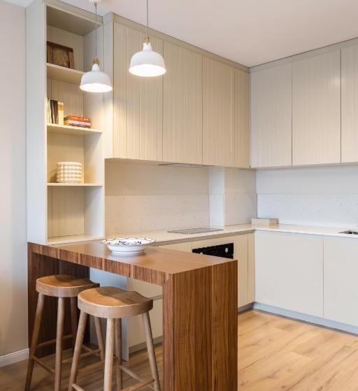 Bleri Apartment, Near Prishtina Center, Parking Available