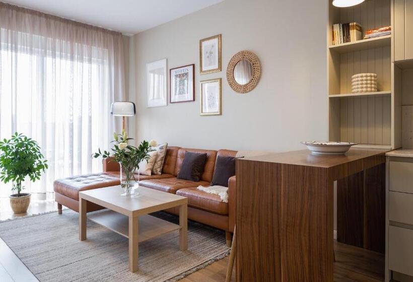 Bleri Apartment, Near Prishtina Center, Parking Available