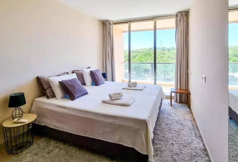 Flh Salgados Family Apartment