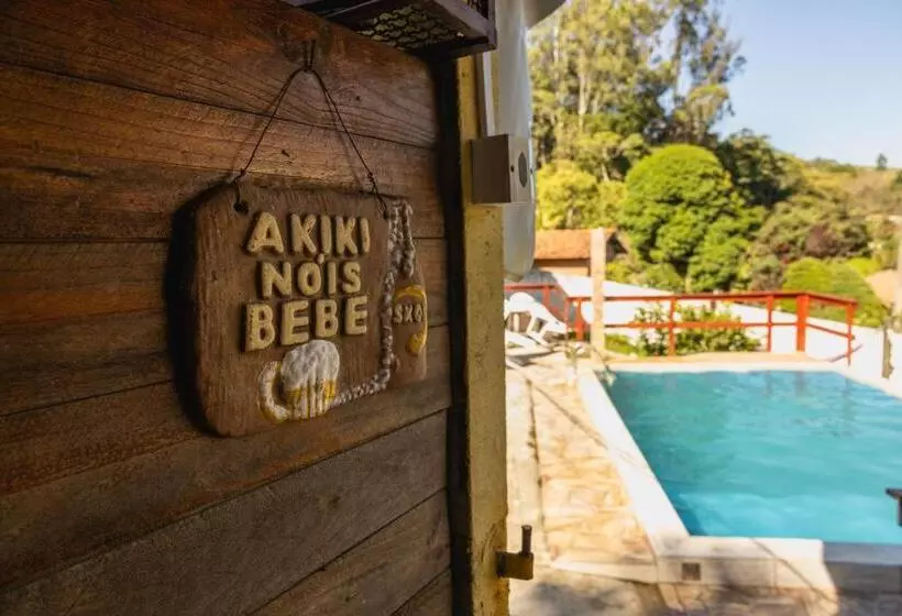 Hostel Yellow House Mg