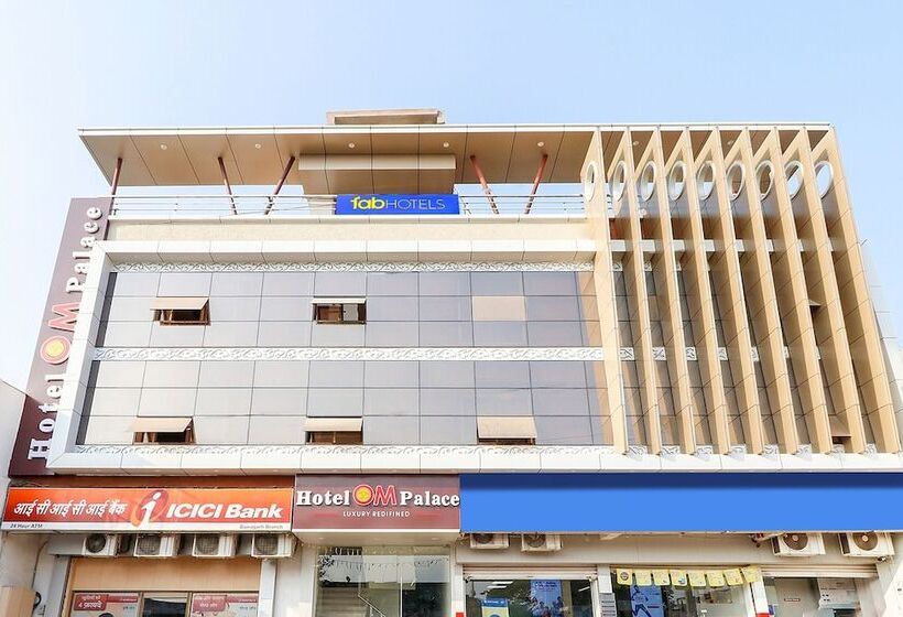 Fabhotel Om Palace
