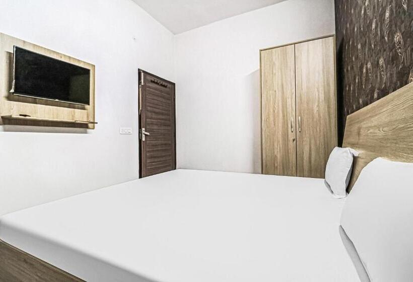 هتل Oyo 82616 Prime Property