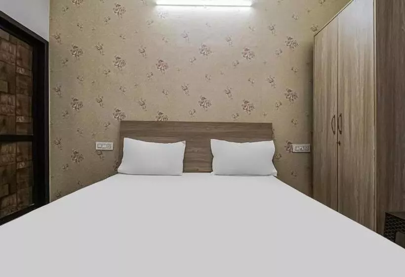 ホテル Oyo 82616 Prime Property