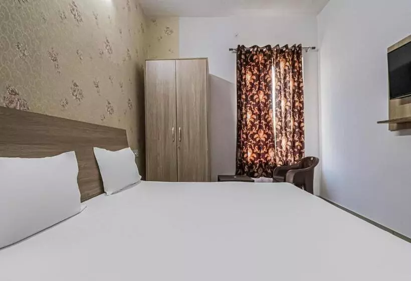 ホテル Oyo 82616 Prime Property