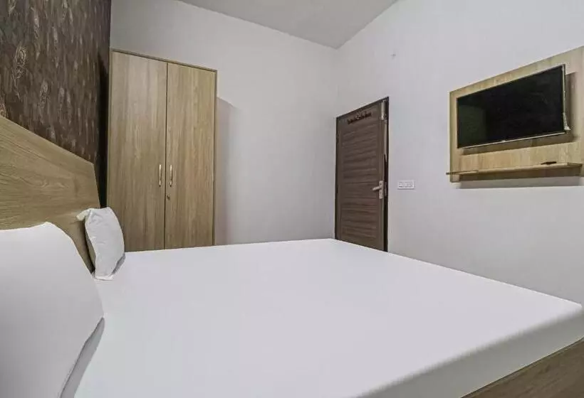 ホテル Oyo 82616 Prime Property