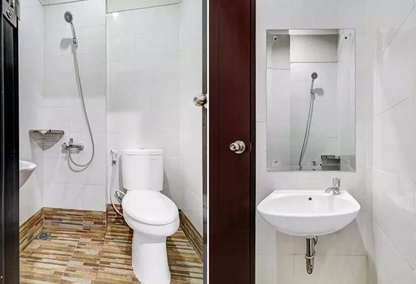 Hotelli Oyo 90688 Marta Residence