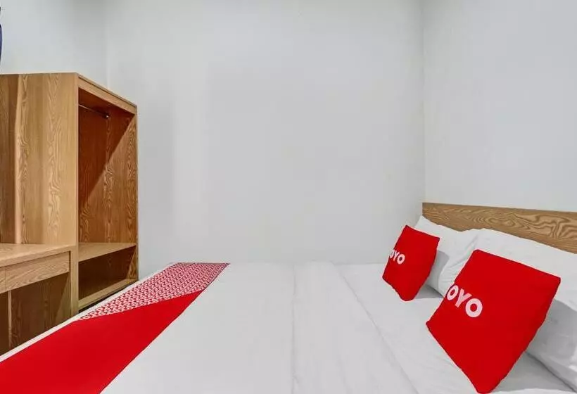 Hotelli Oyo 90688 Marta Residence