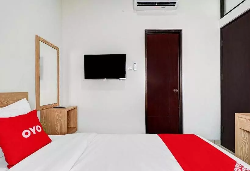 Hotelli Oyo 90688 Marta Residence