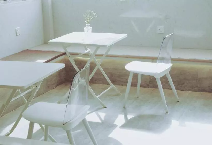 Hotelli Ruoli Yangshuo