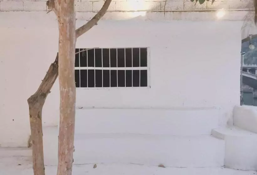 Hotelli Ruoli Yangshuo