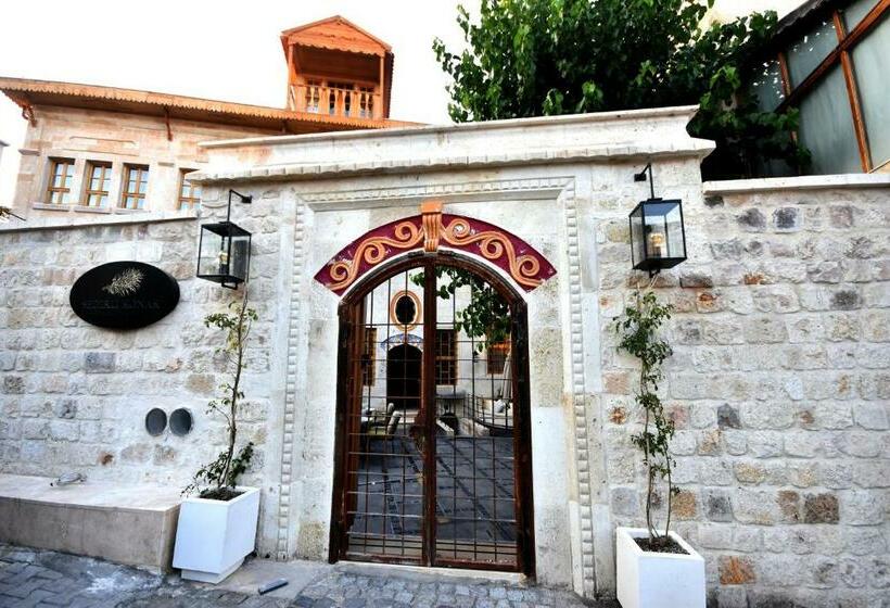 هتل Sedirli Konak