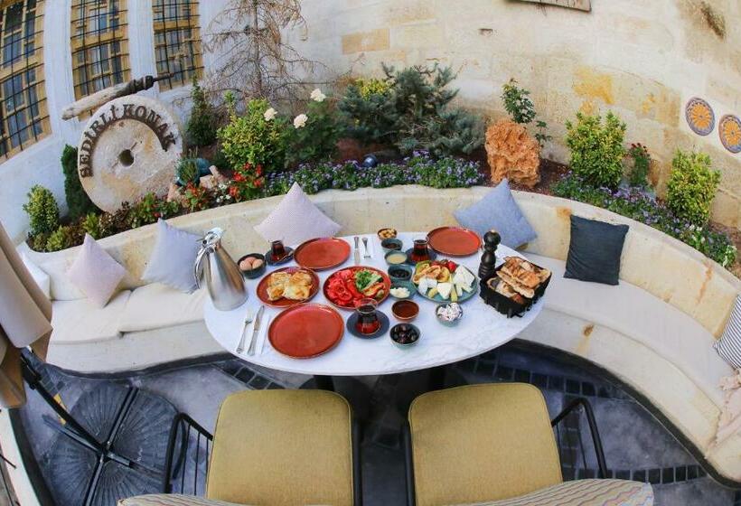 هتل Sedirli Konak